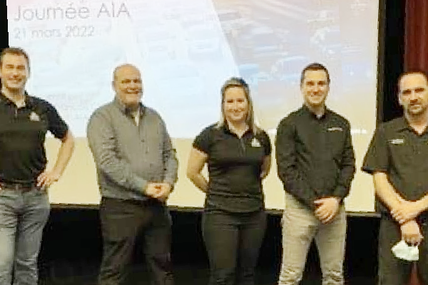 A photo of member of the AIA Canada Quebec Division.